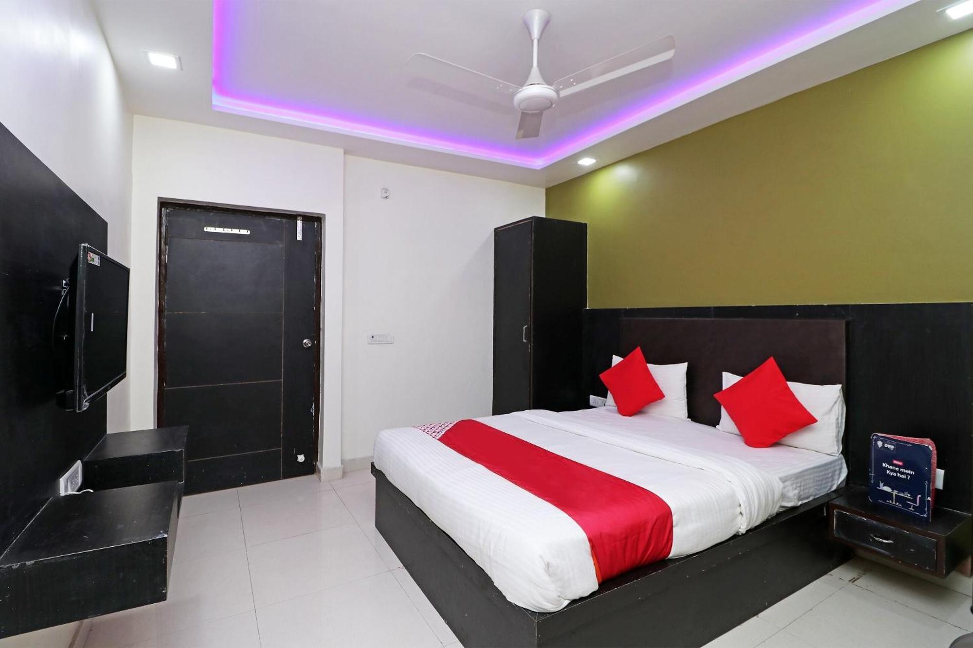 Oyo Hotel The Orient Tree Agra  Exterior foto