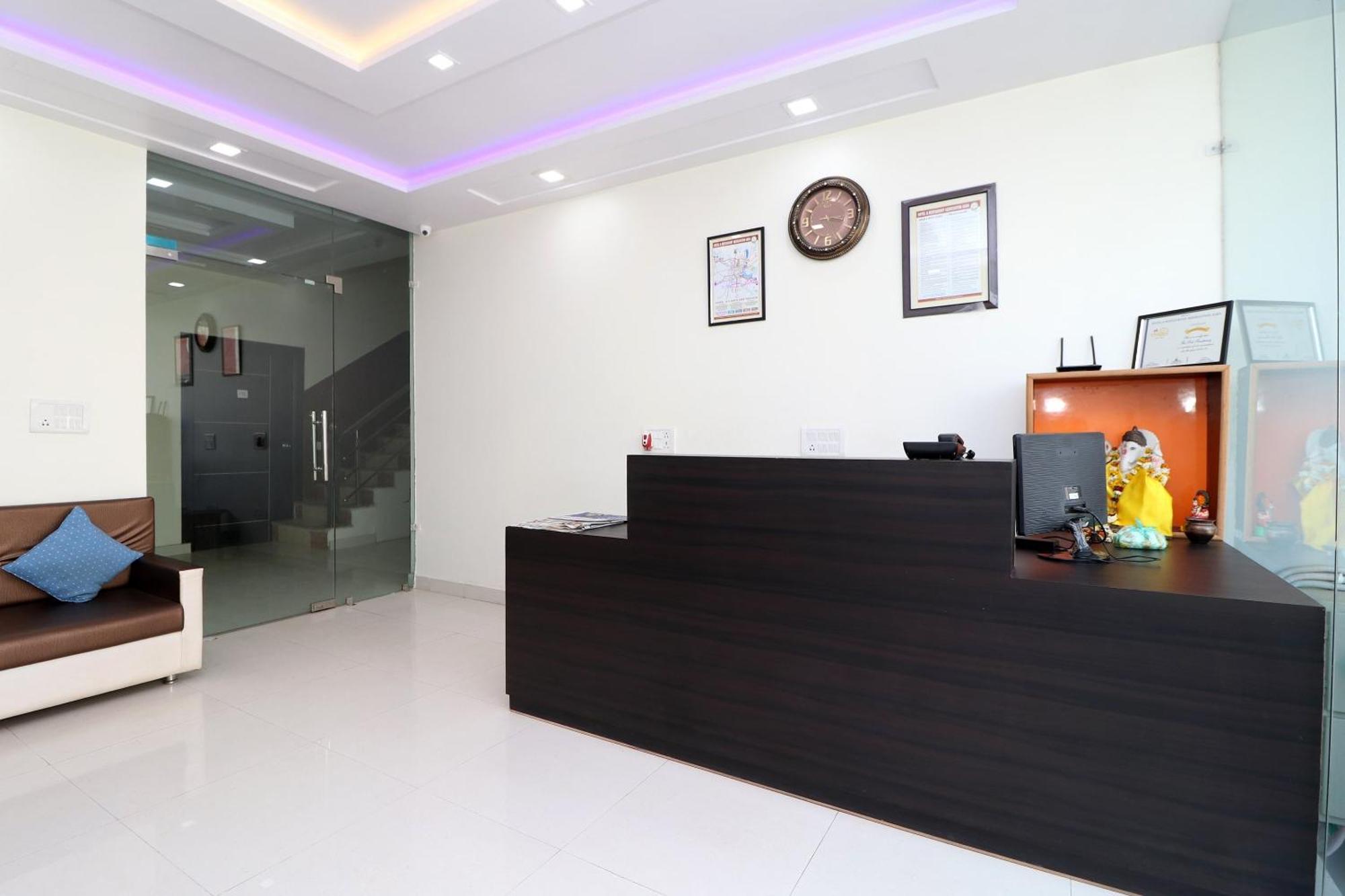 Oyo Hotel The Orient Tree Agra  Exterior foto